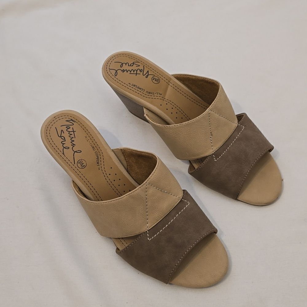 Natural Soul Tan Leather Open Toe Slip On Size 9